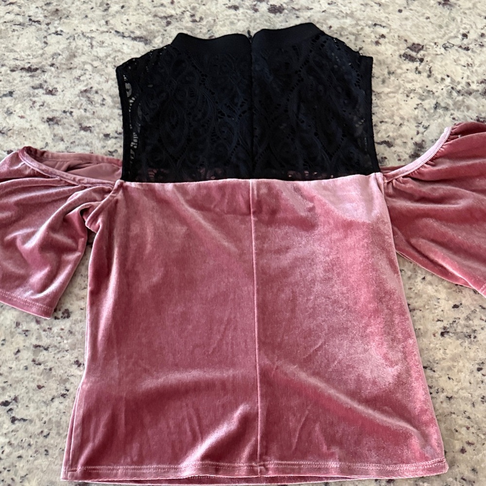TOPSHOP Rose Pink Velvet Cold-Shoulder Top with Black Lace Yoke - Picture 7 of 8